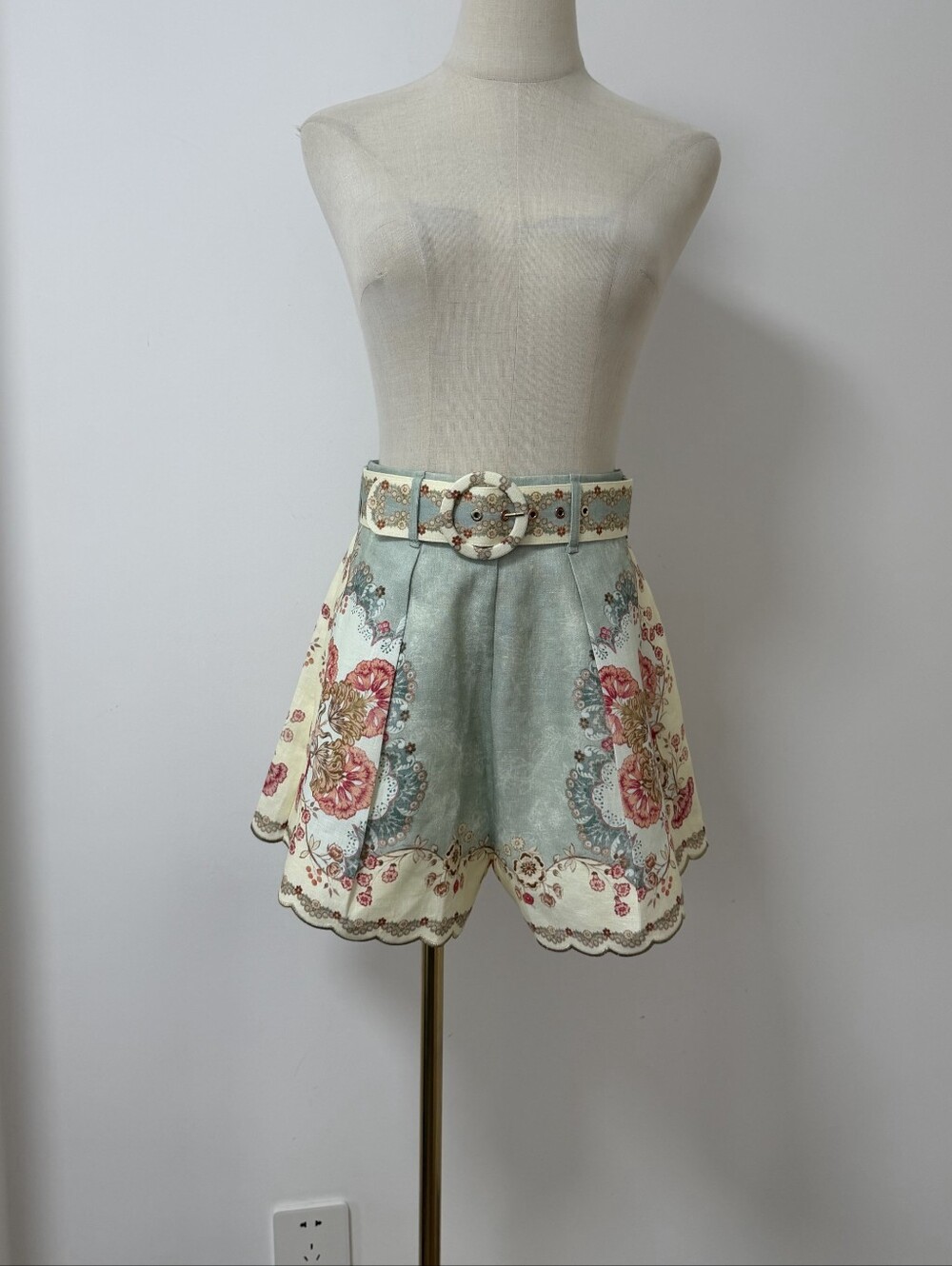 ZIMMERMANN Daylight Tuck Short - Picture 6 of 13